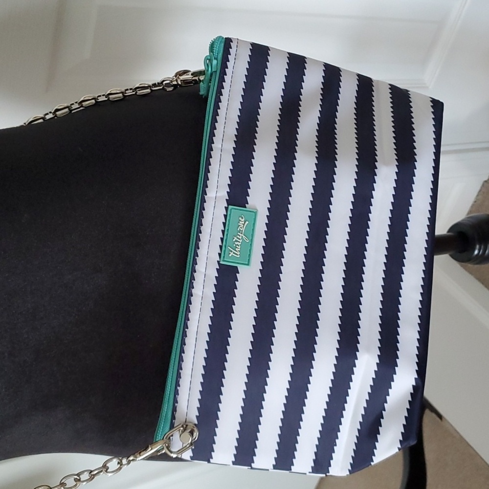Thirty one upcycle crossbody navy and white - Picture 2 of 16